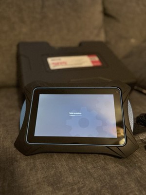 Innova 7111 SDS Smart Diagnostic System OBD2 Scanner Tablet w/ Case
