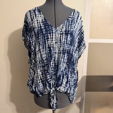 Torrid Blue Stripes Challis Tie-Front Dolman Button Top Size 3 Preowned G2