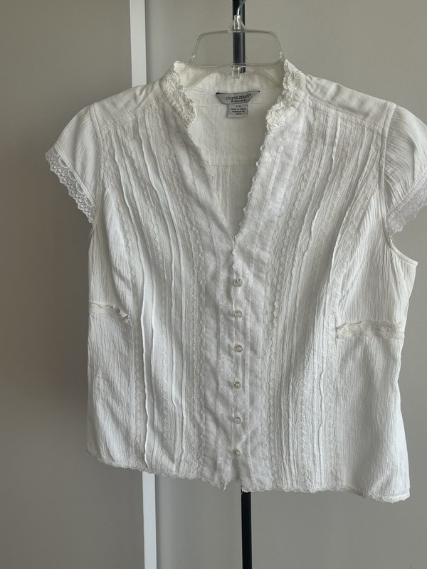 Guess Jeans Beautiful Sexy Women's White 100% Cotton With Lace Blouse Top M / L