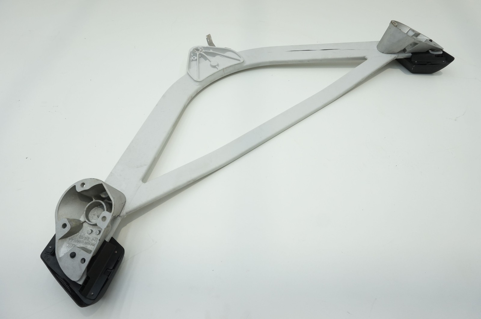 Aston Martin Vanquish 2012-2018 Front Strut tower brace P/N DD43108A75BC