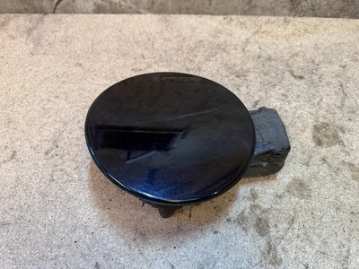 2011 VOLKSWAGEN SCIROCCO DIESEL FUEL FILLER CAP FLAP COVER LID BLACK LC9X