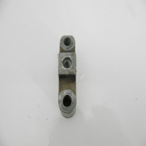 Triumph T 300 Sprint Nockenwellenbock Zylinderkopf Nockenwelle Bock zwei 13563