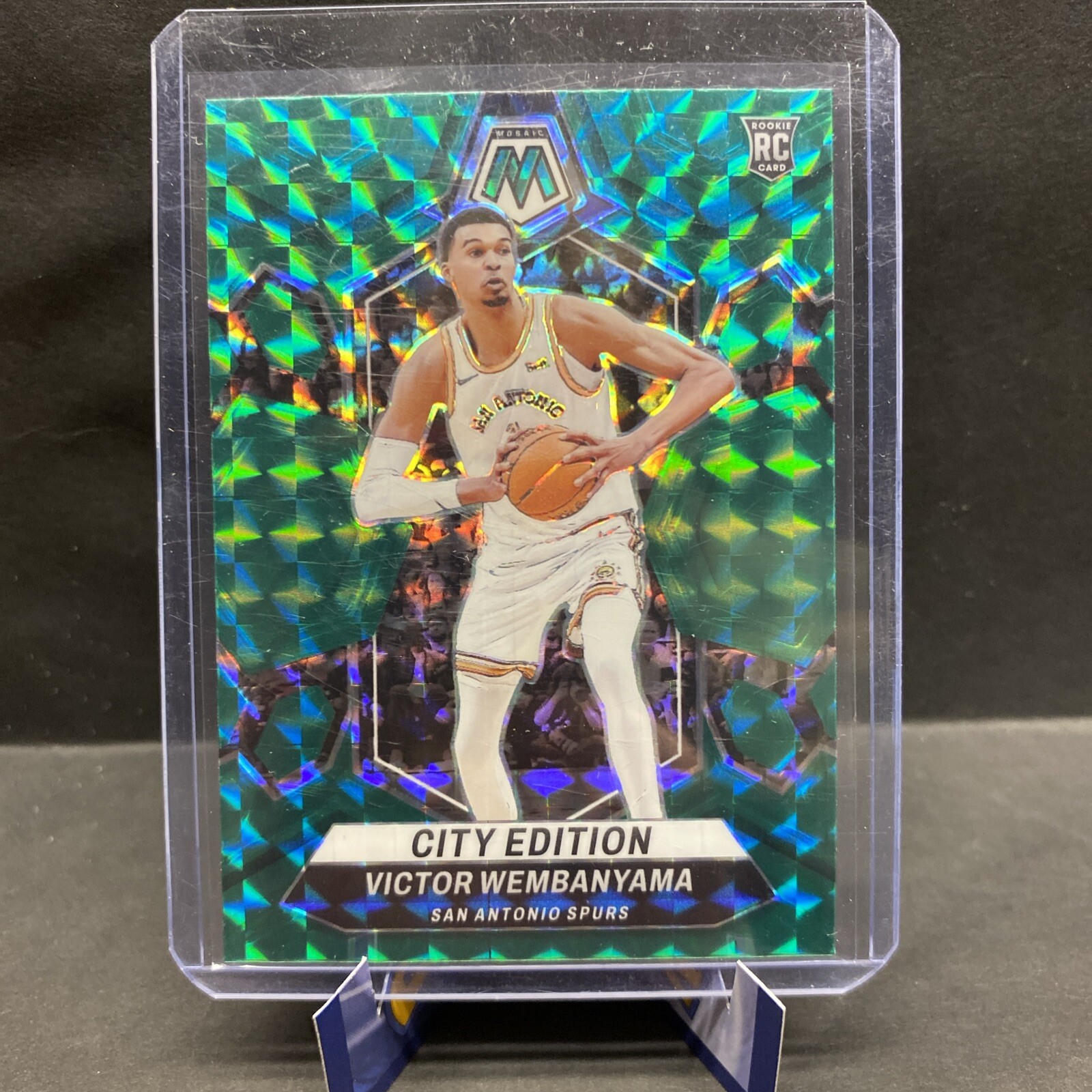 2023-24 Panini Mosaic Victor Wembanyama City Edition RC Rookie #282 Green Mosaic