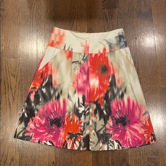 falda elie tahari Foto 2 de 4