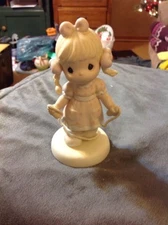 Precious Moments: Jumping For Joy 1999 - PM991