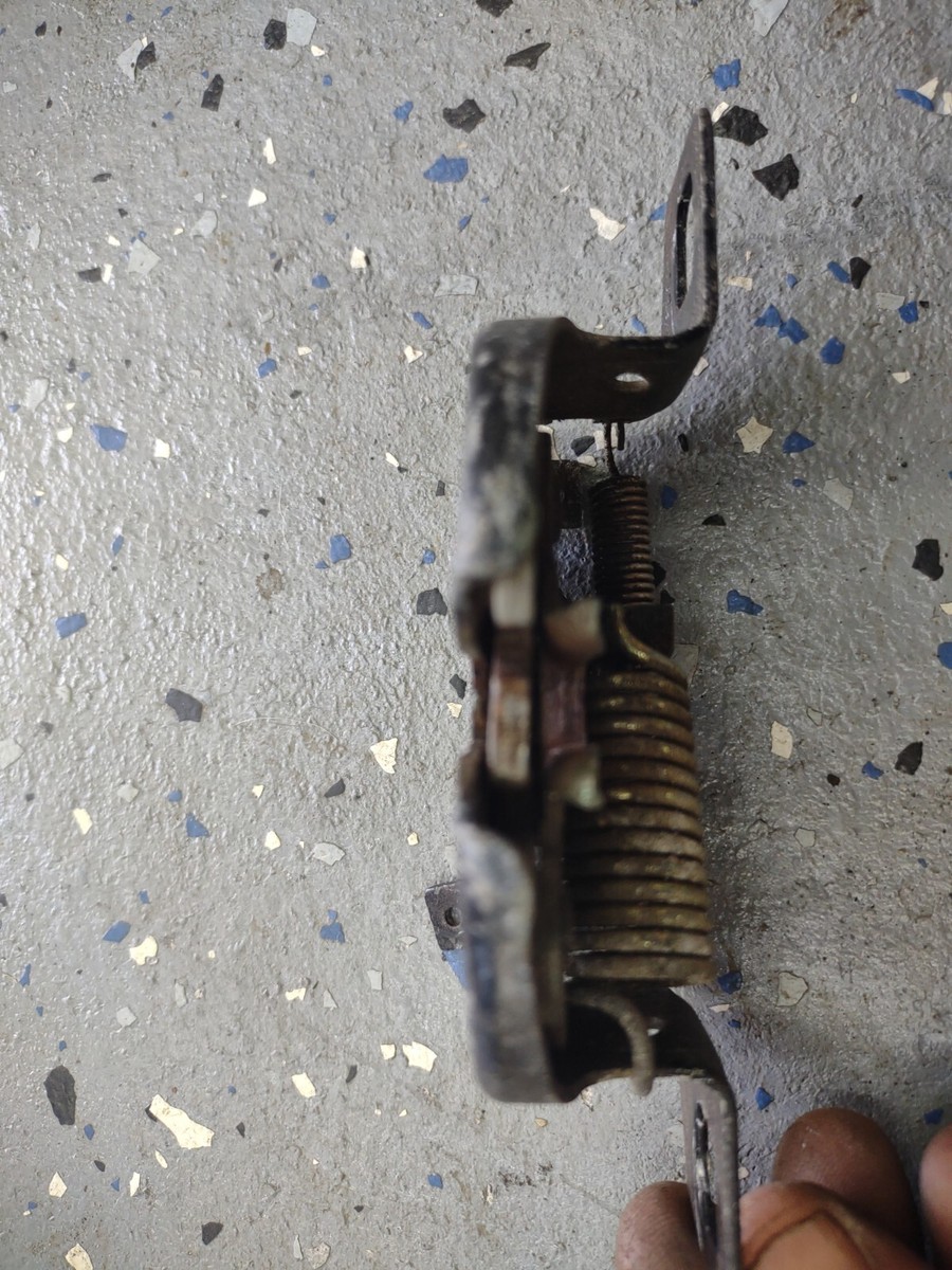 sh00です❤️ 87-89 Nissan 300zx Z31 VG30 OEM Hood Latch & Release (84-86?) | eBay