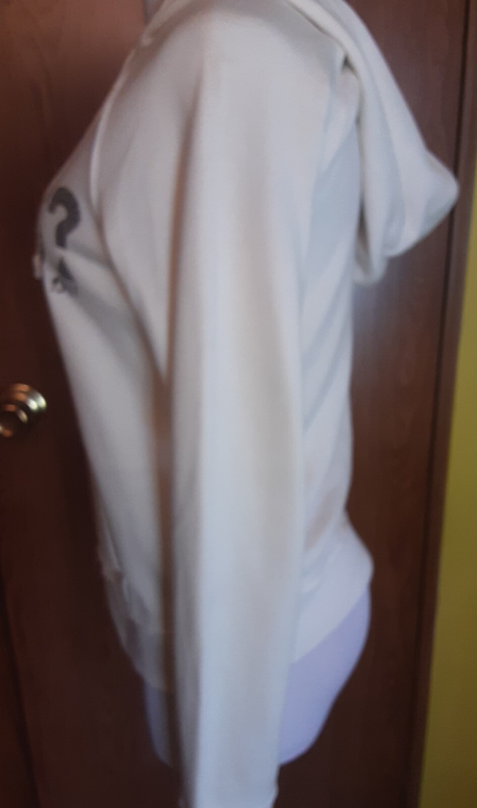 Picture 2 of 3