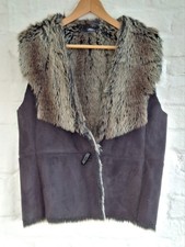 LADIES DASH BLACK FAUX SUEDE & SHEARLING GILET  VEST BODYWARMER UK 14 VGC