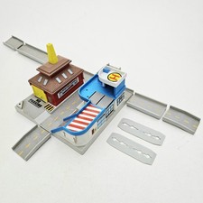 ©1991 Galoob MICRO MACHINES Hiways & Byways NAROŻNIK AWARYJNY Szpital straży pożarnej