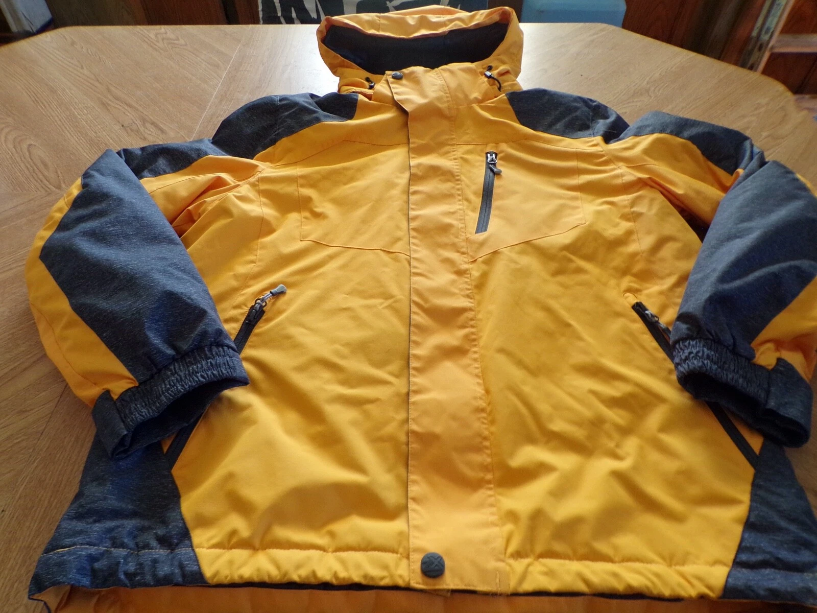 Young Mens Size Medium ZeroXPosur Hooded Insulated Winter Coat NWOT