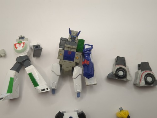 2002 Takara Transformers PVC Wheeljack Heroes of Cybertron Lot Incomplete - Picture 3 of 5