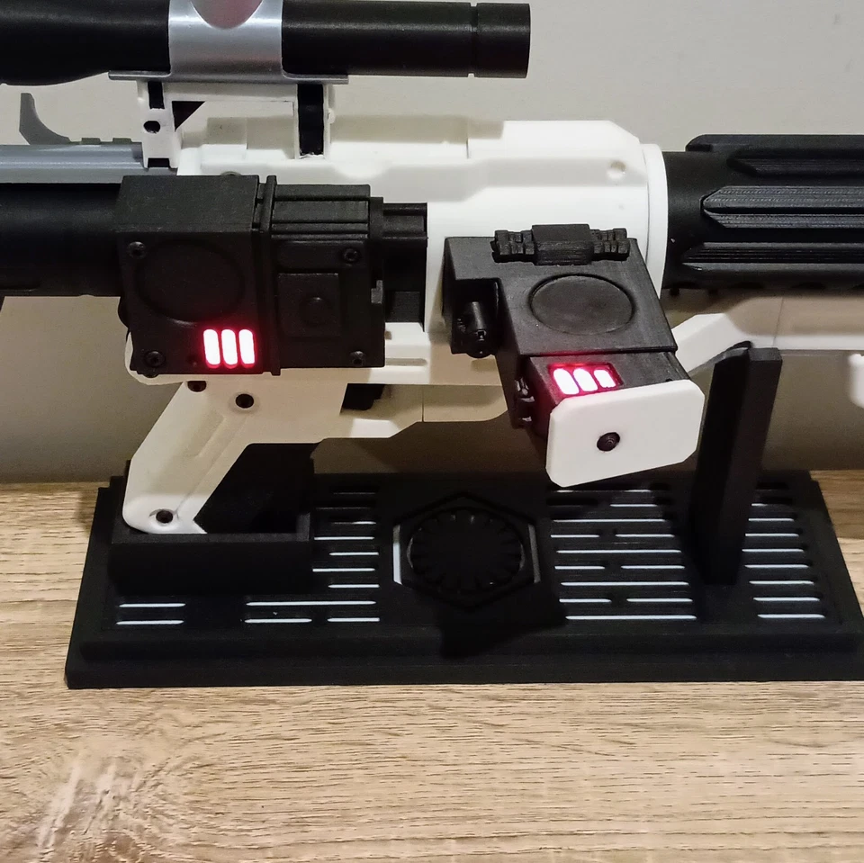 Impreso en 3D Star Wars Primer Orden F-11D Blaster Prop con Luces, Sonido y Modo FX Foto 3 de 4