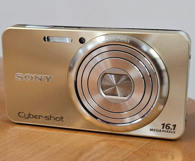 Sony Cybershot W570 Gold Dsc-W570/N 16.1MP GC Digital Camera