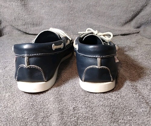Minnetonka Women's 6.5 Moccasin Leather Boat Shoes Navy Laces Stitching 509 USA - Picture 4 of 6