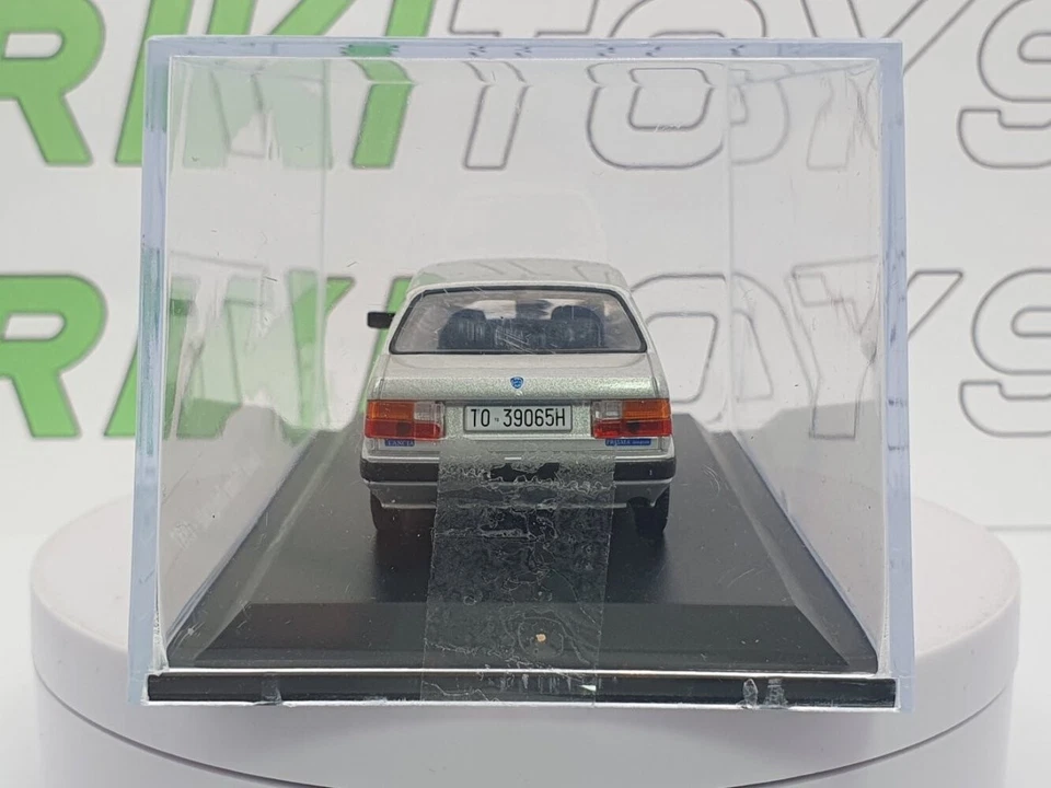 Lancia Prisma Norev 1/43 Argento 1987 - Immagine 4 di 4