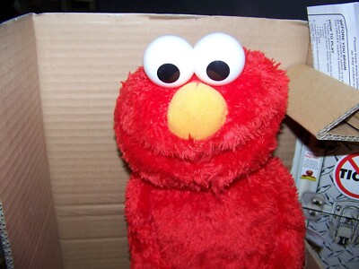 Tickle Me Elmo Doll 2006 TMX, with Original Box 10th Anniversary