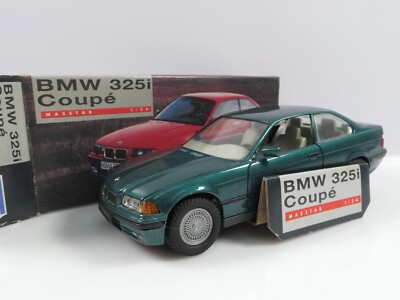 1:24 Gama BMW 325i Coupe grün #3807