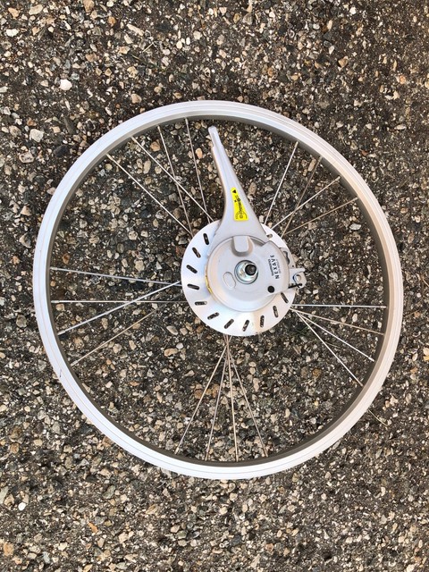 shimano front wheel