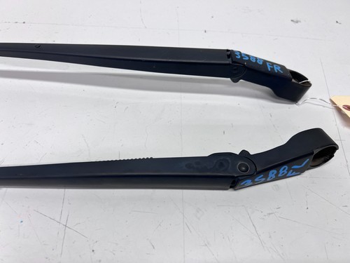 08-17 LINCOLN NAVIGATOR FRONT WINDSHEILD RIGHT & LEFT WIPER ARM SET, OEM LOT3588 - Picture 3 of 8