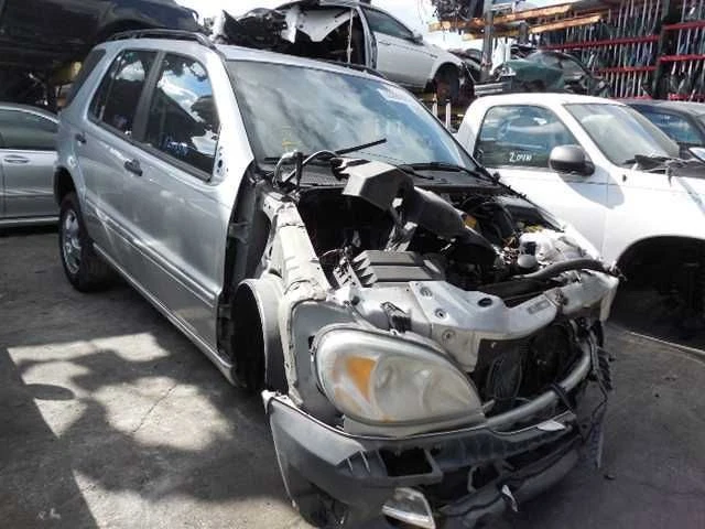 Diferencial trasero 1998 99 00 01 02 03 04 05 Mercedes Benz Clase ML350 Foto 2 de 4
