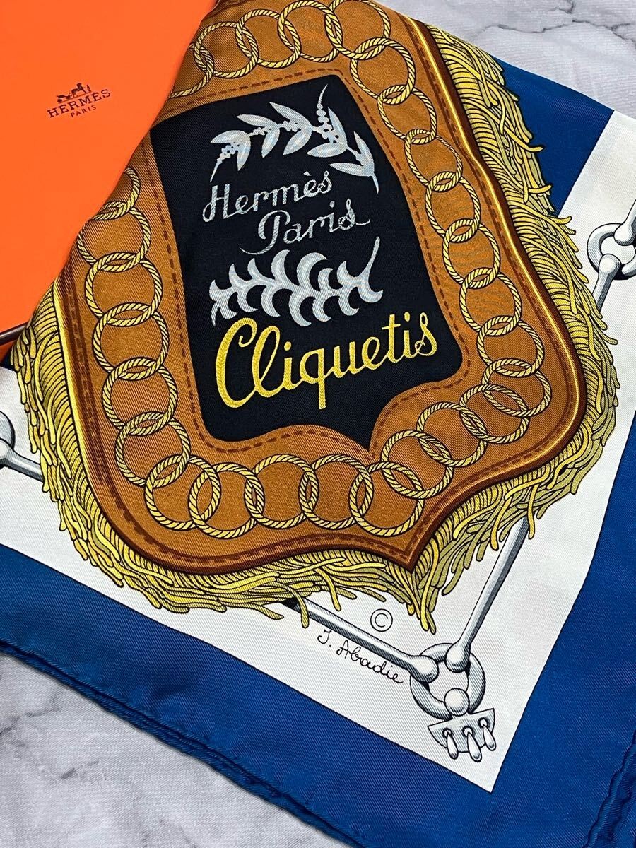 Elegant 90cm Cliquetis Silk Scarf for Women