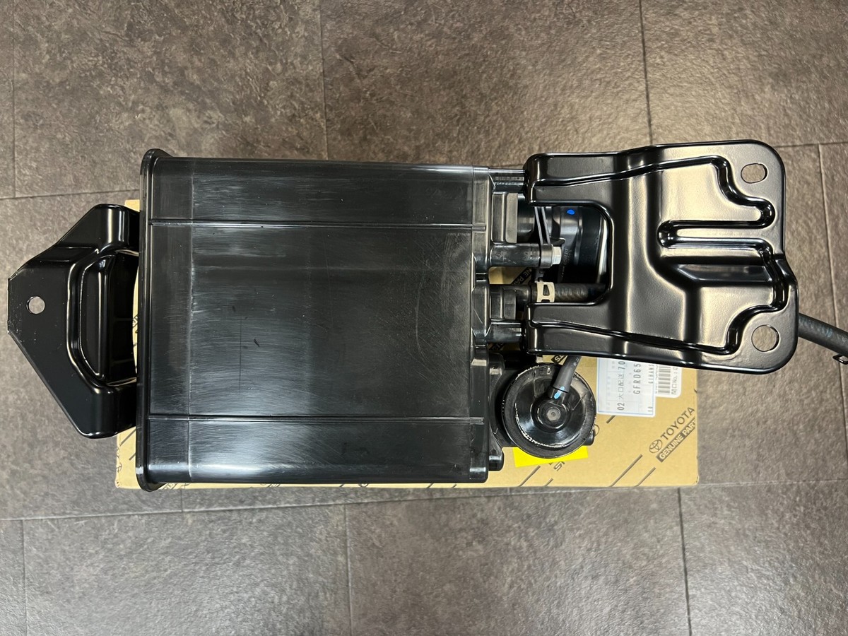 Toyota YARIS Scion XD 2008-2014 Charcoal Fuel EVAP Vapor Canister