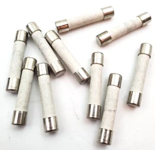 Lot of 10 Littelfuse 3AB Ceramic Fuses 15 Amp 250 Volt  1/4" x -1/4" Slow Blow