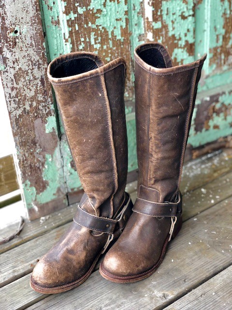 harness boots womens