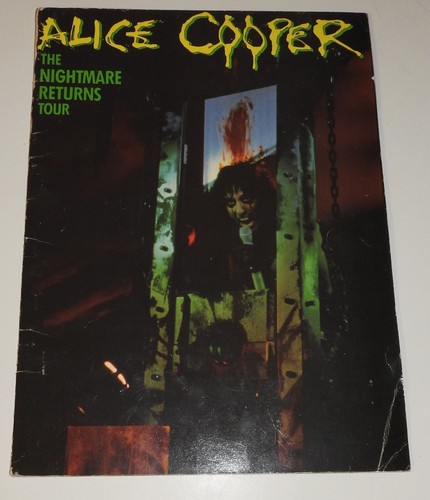 2 ALICE COOPER PROGRAMS CONCERT TICKET TRASHES THE WORLD & THE NIGHTMARE RETURNS - Picture 8 of 9