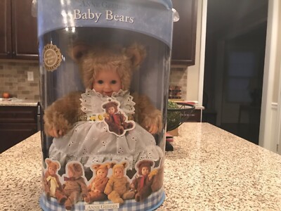 Anne Geddes Baby Bears Collector Girl/Dress/Doll/Bear. NRFB. Box in Poor Cond.