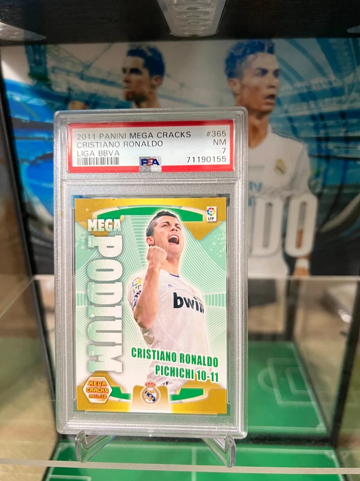 Panini Mega Cracks Liga BBVA #365 2011 Cristiano Ronaldo Real Madrid PSA 7 casi nuevo Foto 4 de 4