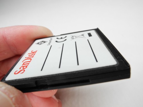 (DENTED) SanDisk Ultra II 2GB CF Compact Flash Camera Memory Card - Picture 19 of 21