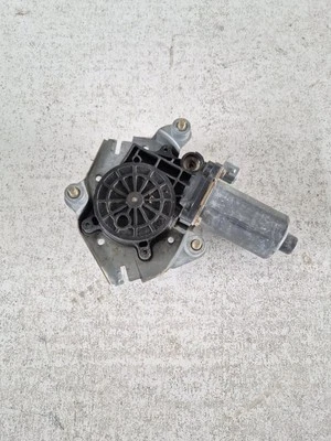 Bosch Ref 0130821704 Moteur Leve Vitre Avant Gauche CITROEN XANTIA BERLINE - Photo 1/4