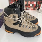 Foto 23 di 24