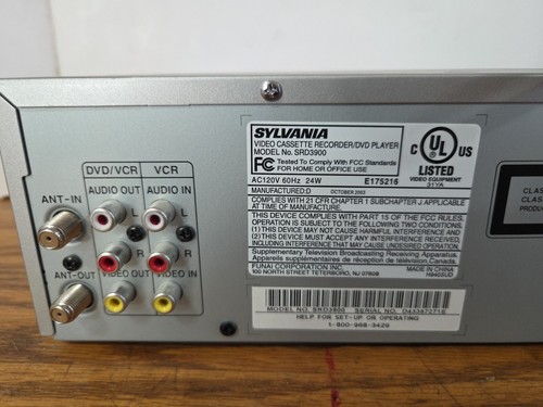 Sylvania SRD3900 Videoregistratore/Lettore DVD Argento - TESTATO FUNZIONA BENISSIMO - Foto 8 di 11