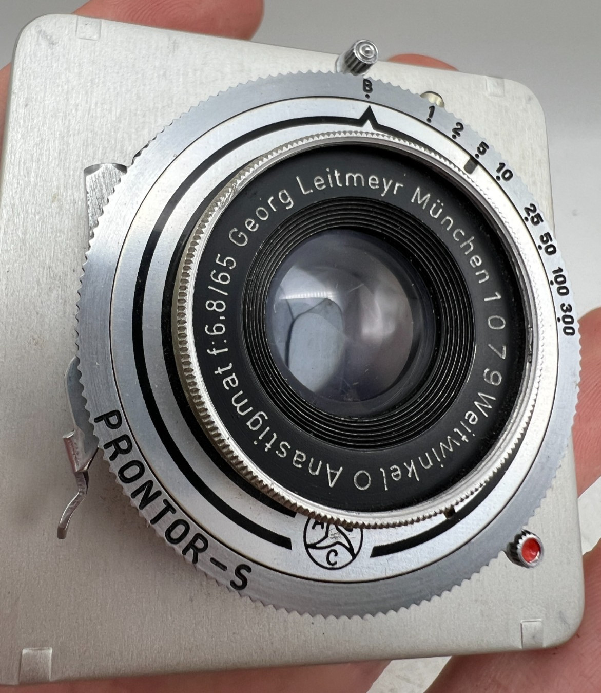 Georg Leitmeyr Munchen Weitwinkel Anastigmat 65mm F6.8 Graflex Camera Lens