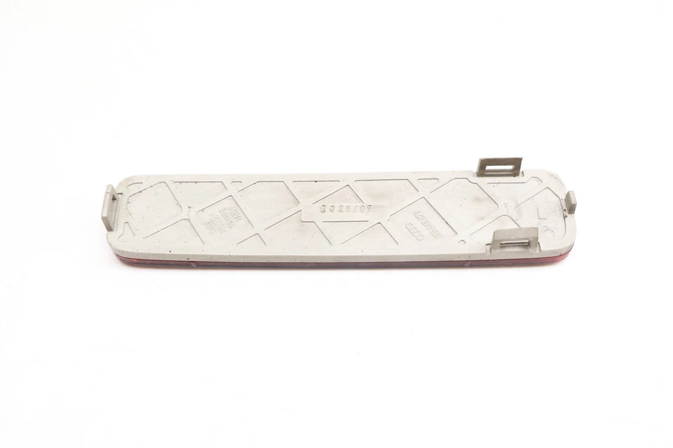 2005-2008 AUDI A4 QUATTRO - REAR LEFT Bumper SIDE Marker Light / Reflector - Image 2 of 4