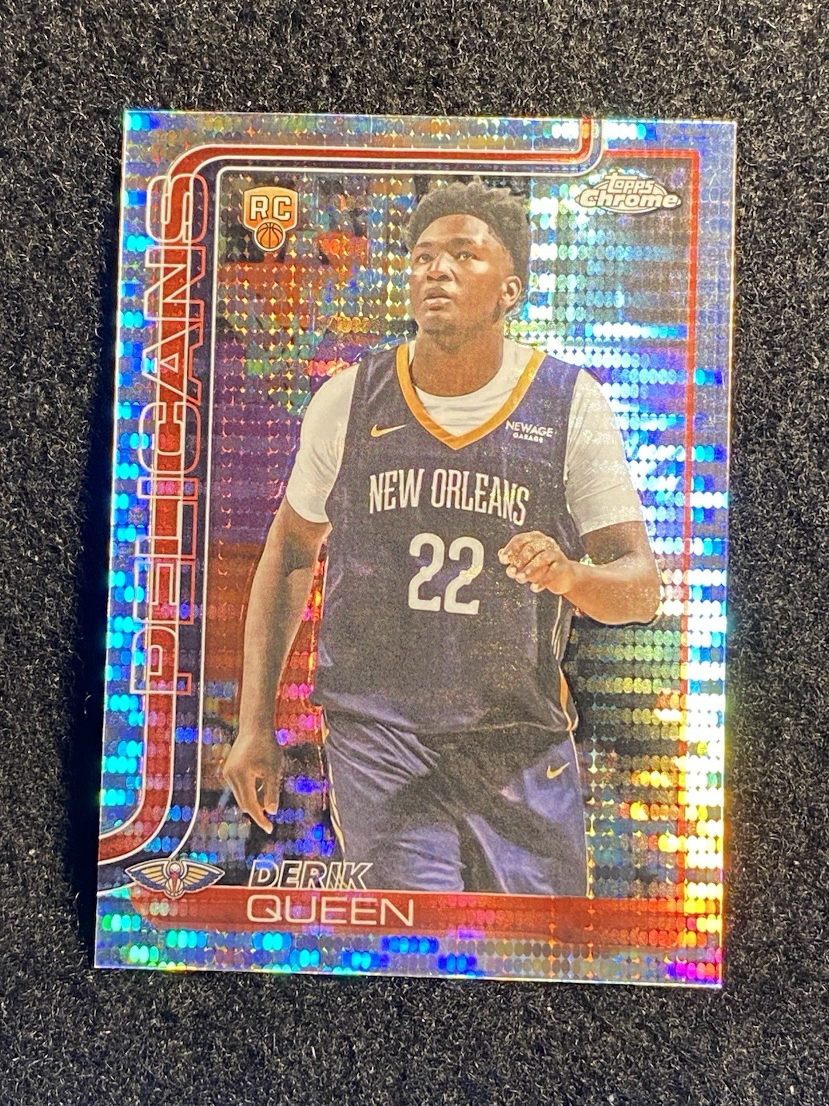 2025-26 Topps Chrome Derik Queen Pulsar Refractor (RC) #263 Pelicans