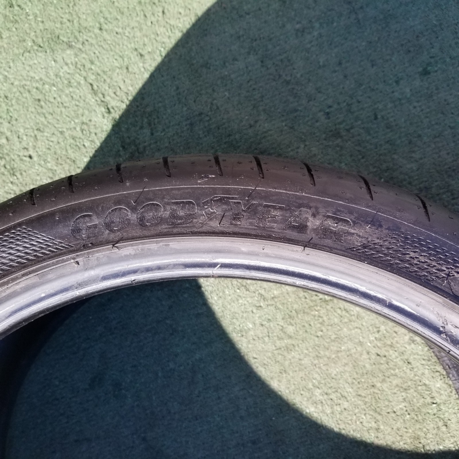 245/35R20 Goodyear Eagle F1 SuperSport Tires 245/35ZR20 95Y Lotus LTS 95% Tread