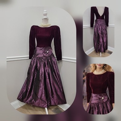 VTG 80  Velvet Burgundy & Iredesent Taffeta Prom Dress/Puffs Sleeves/ Size 3/4