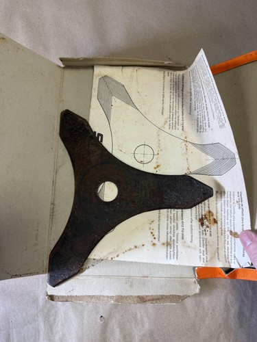 Vintage STIHL Brush Knife Brown Steel Blade 4127 713 4100 Brushcutter Tool