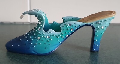 1999 JUST THE RIGHT MINIATURE SHOE - THE WAVE 25060 BY RAINE WILLITTS 