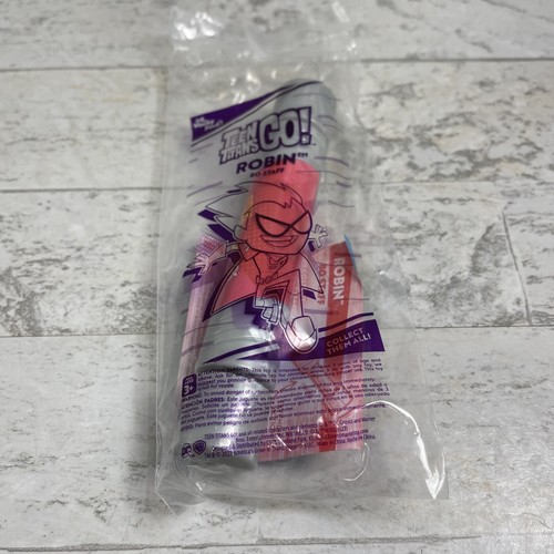 New 2023 Teen Titans Go Sonic Drive In Wacky Pack Robin Bo Staff Toy DC Comics - Picture 2 of 11
