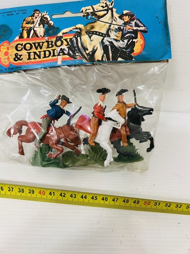 SOLDATINI TIPO NARDI A CAVALLO INDIANI COW BOYS FAR WEST HONG KONG NUOVISSIMI - Picture 4 of 5