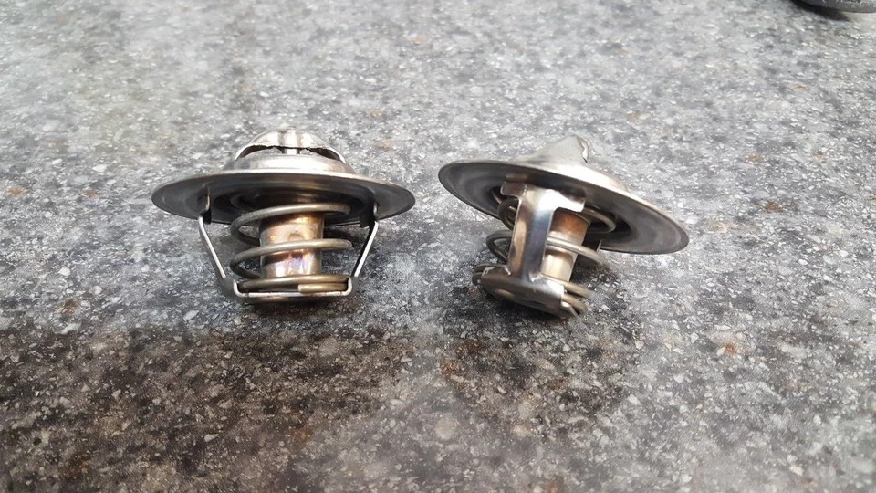 1948 1949 1950 1951 1952 1953 Ford Truck / Ford Pickup V-8 Set of Thermostats - Image 2 of 3