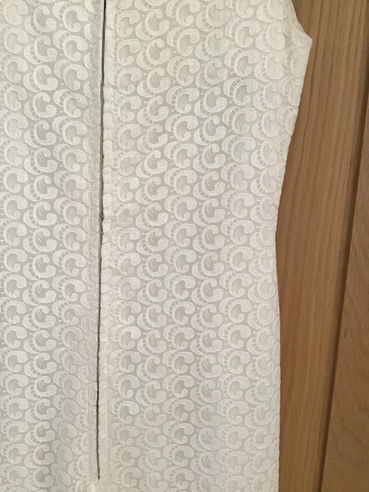 True Vintage 1950s Ivory Guipure Lace Wiggle Dress Armpit to Armpit 17" approx. 4