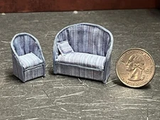 Dollhouse Miniature Sofa Chair Blue N 1:48 Quarter Scale F240 Dollys Gallery
