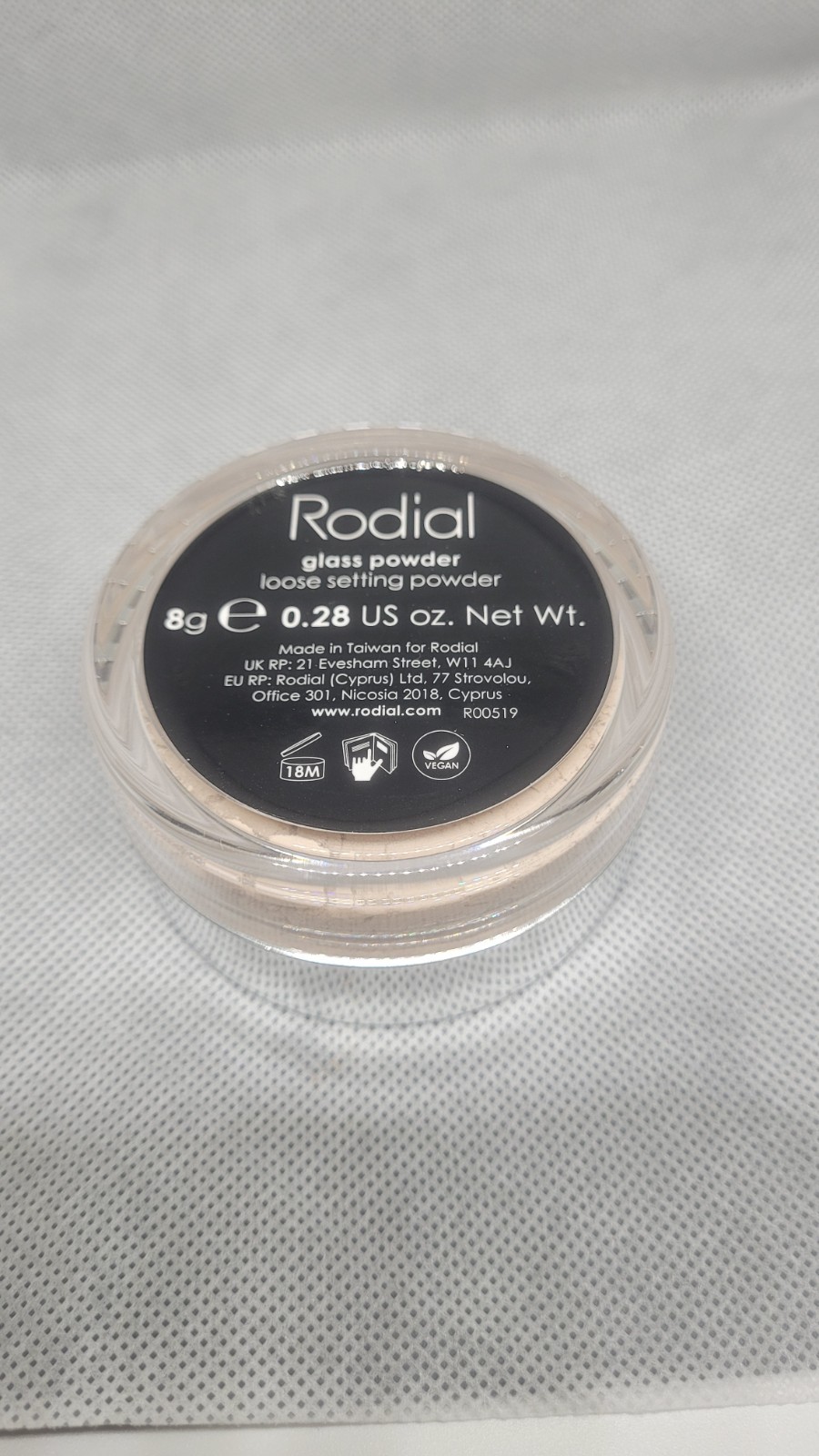 RODIAL Glass Powder Loose Blurring Powder .28oz