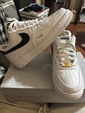 Nike Air Force 1 '07 LV8 40th Anniversary White Black Gold Sneakers DQ7658-100