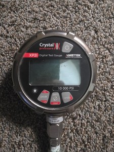 AMETEK CRYSTAL PRESSURE MODEL XP2i DIGITAL TEST GAUGE METER  10,000 PSI